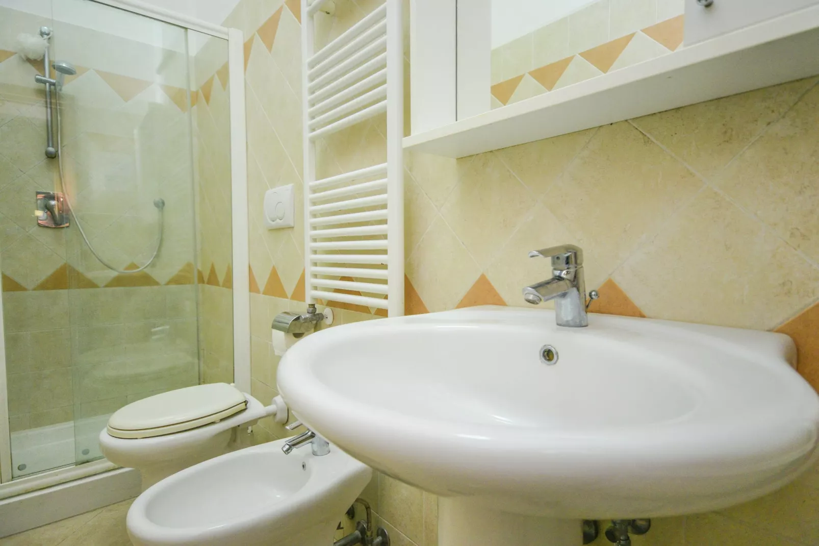 Nunziatina-Bathroom