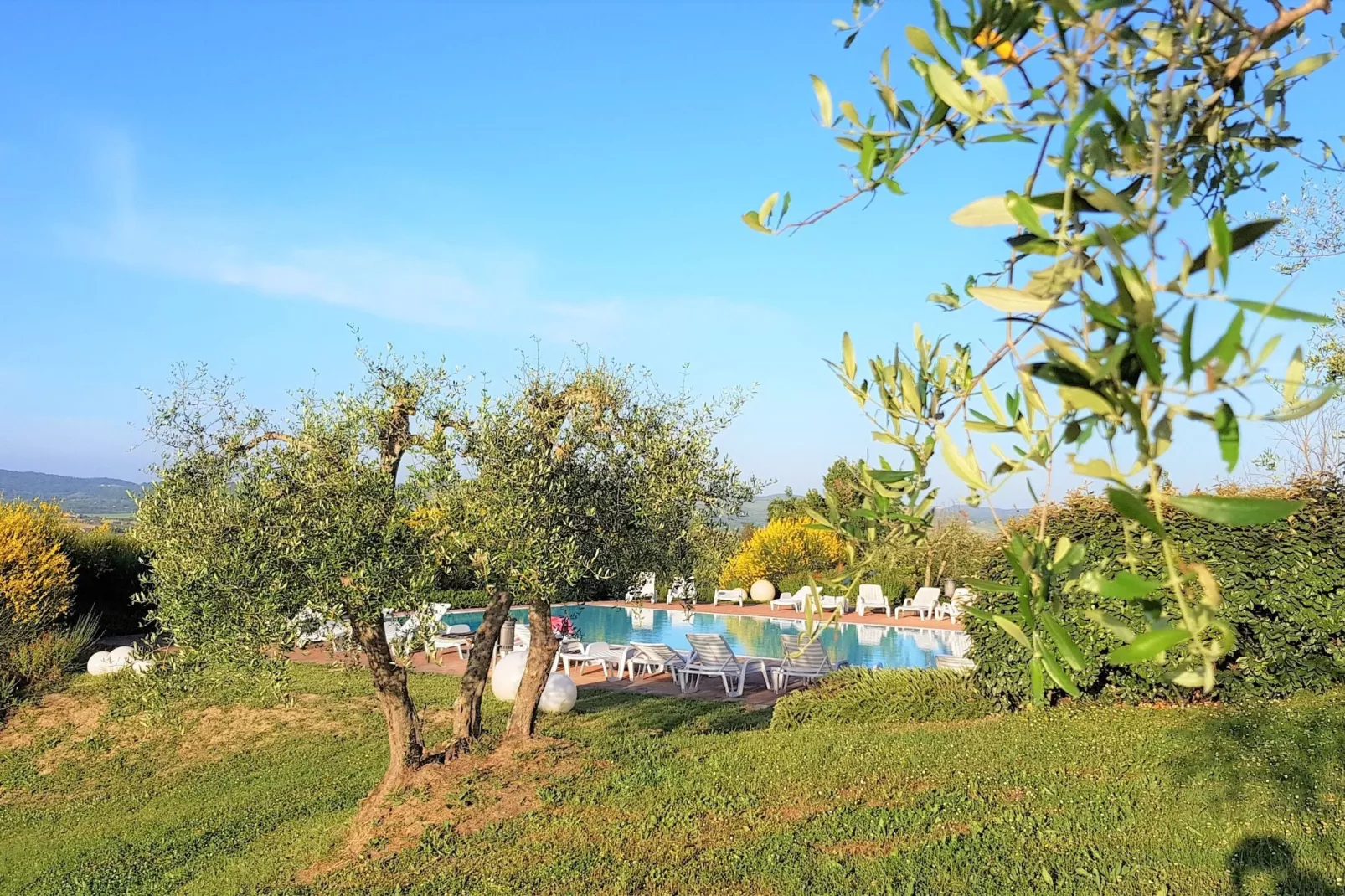 Appartamento Monaci-Gardens summer