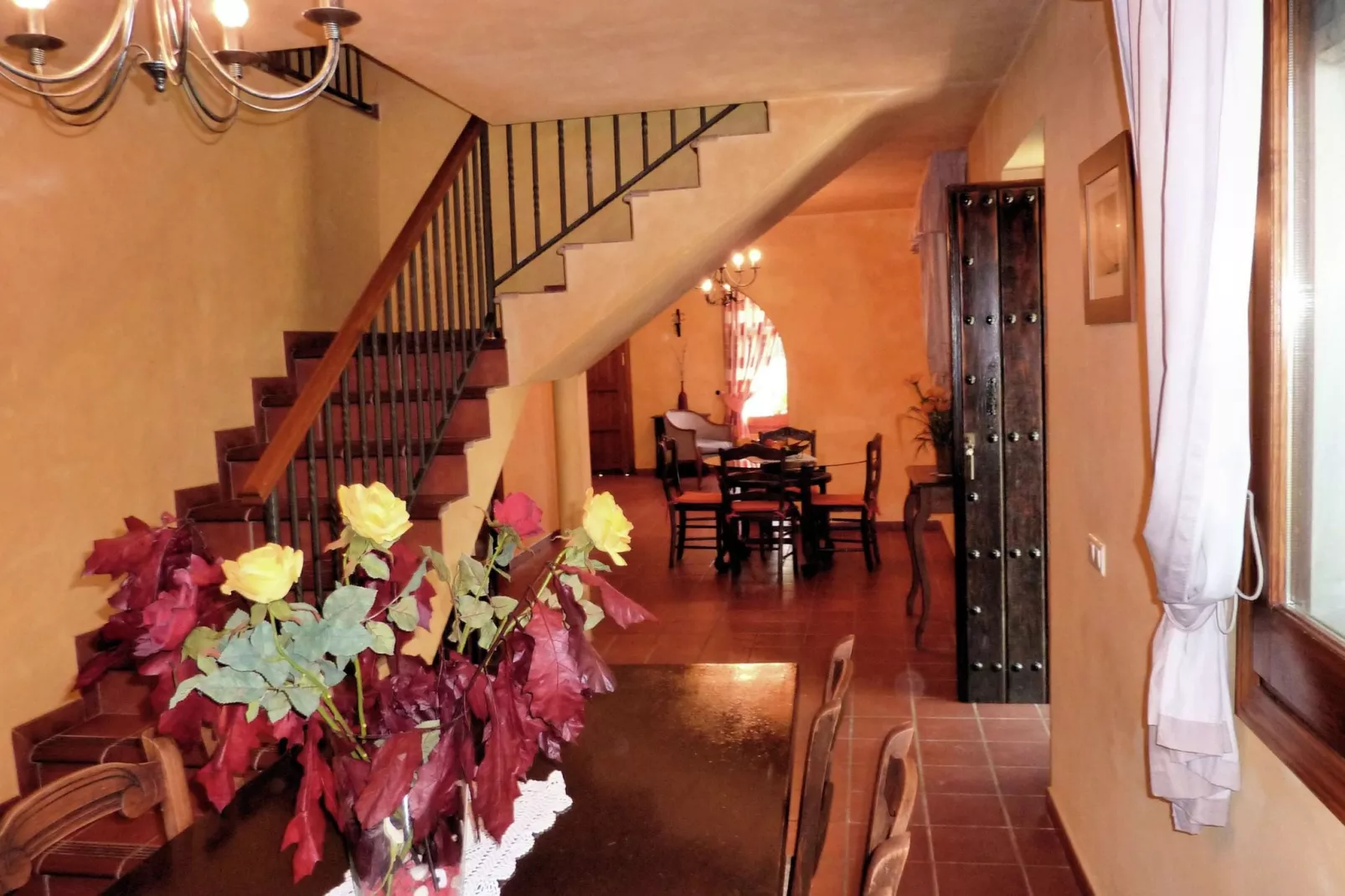 Casa Almendro-Dining room