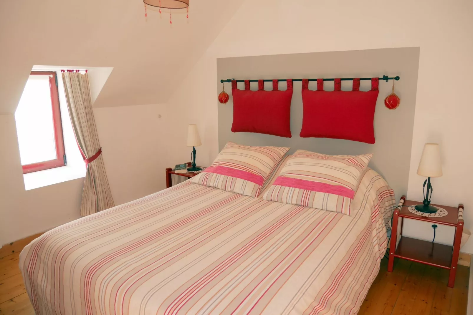 Steinhaus in Strandnähe Plouguerneau-Chambre