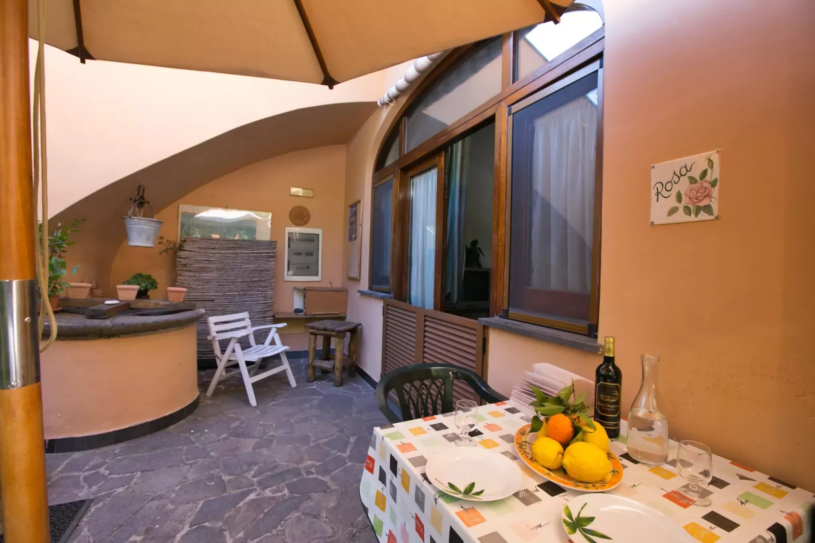 Rosa-Terrace balcony