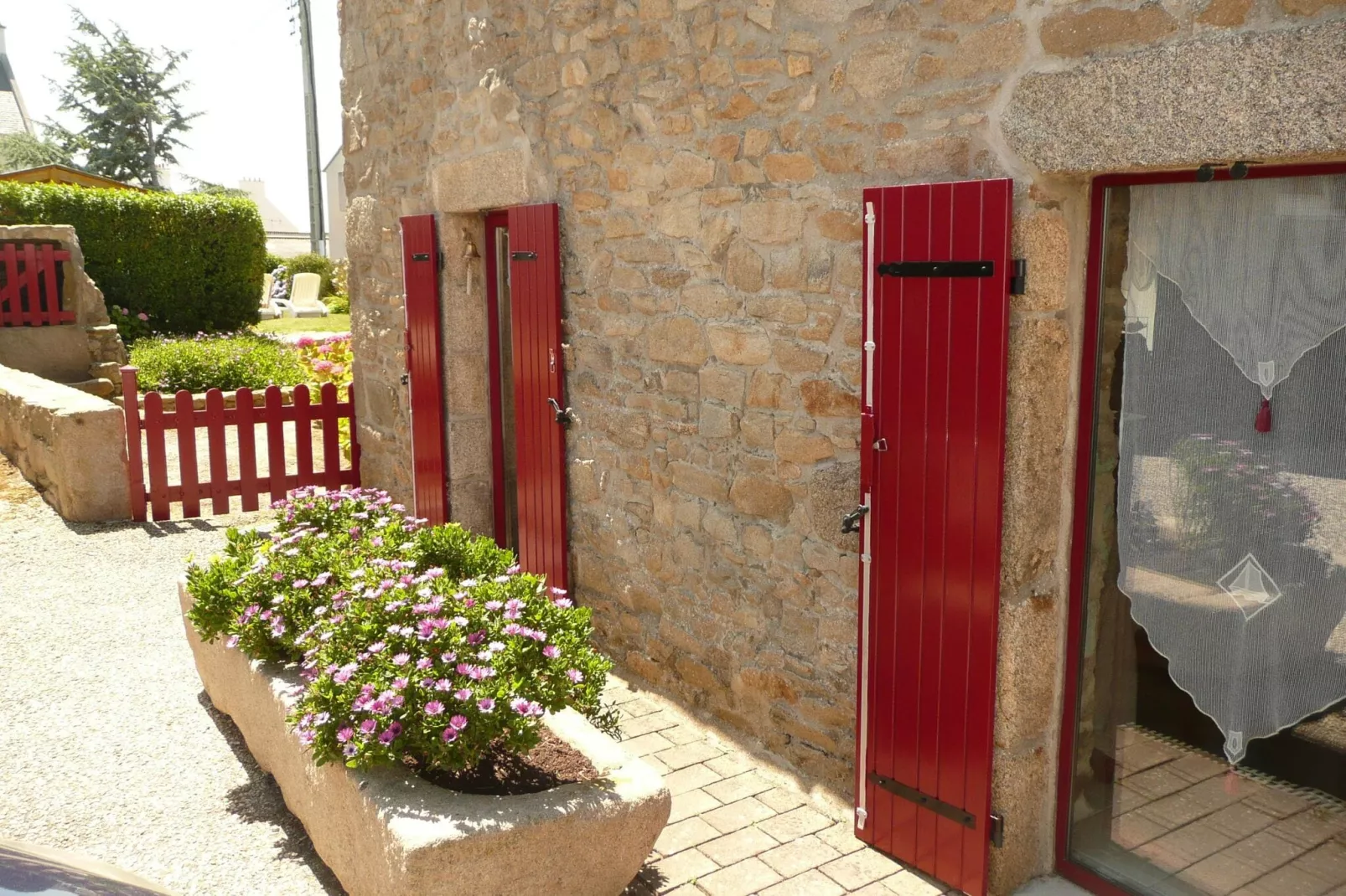 Steinhaus in Strandnähe Plouguerneau-Extérieur été