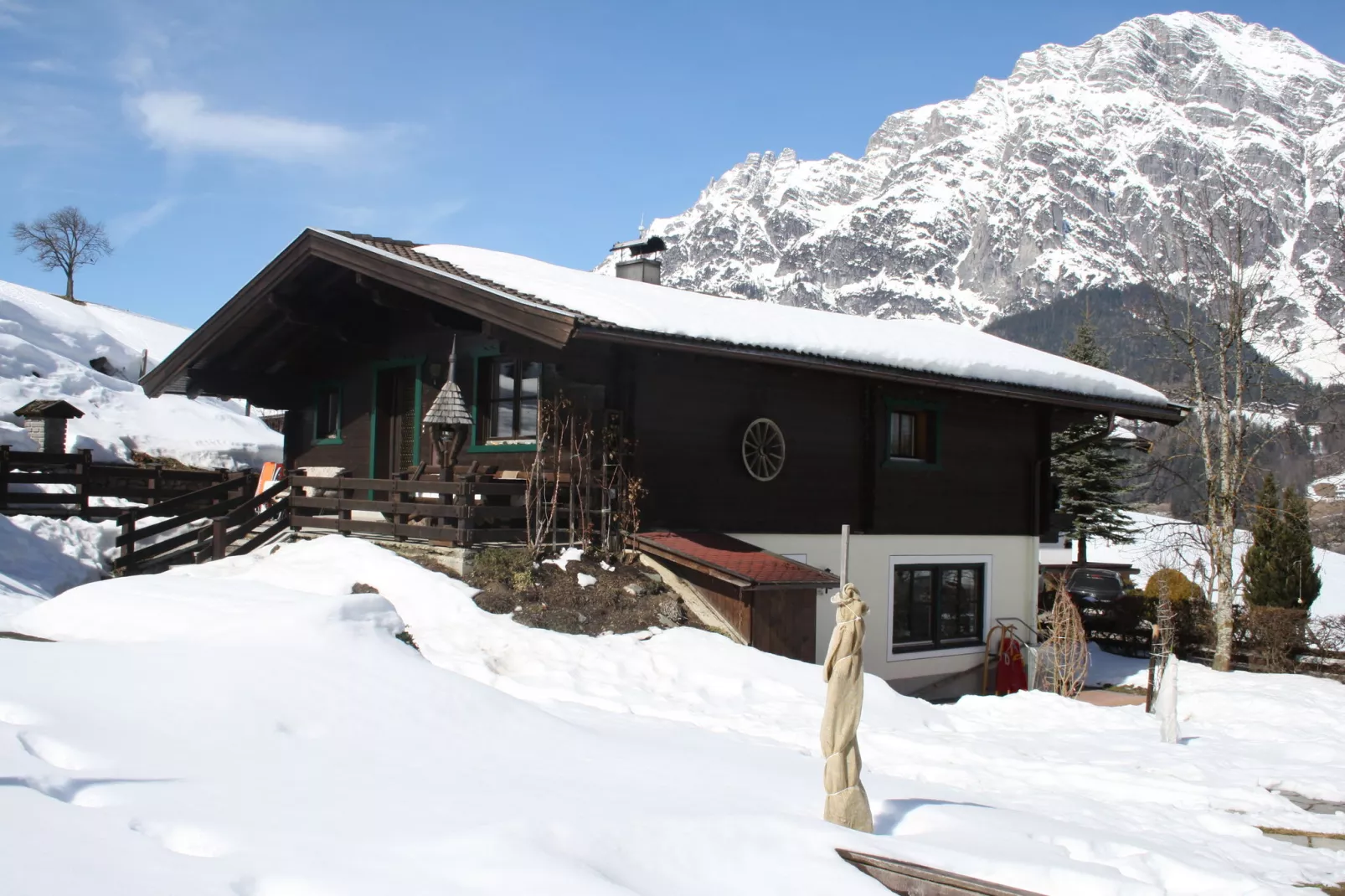 Chalet Madreit-Exterior winter