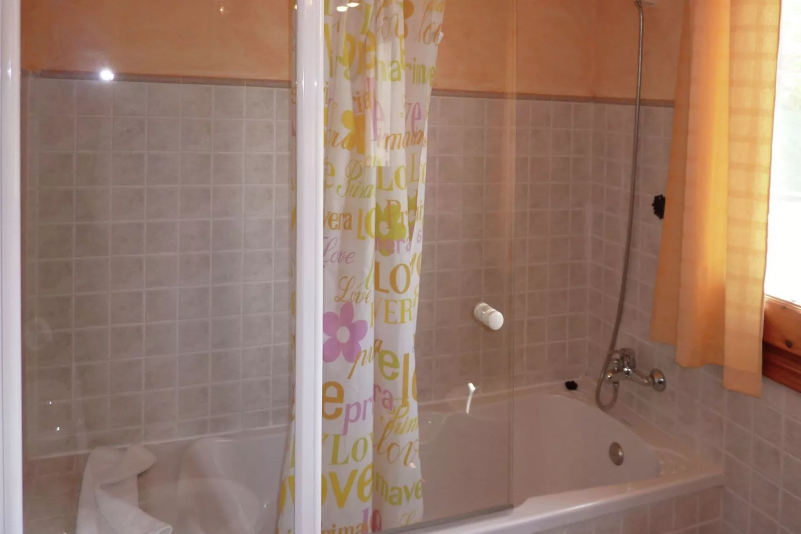 Casa Almendro-Bathroom