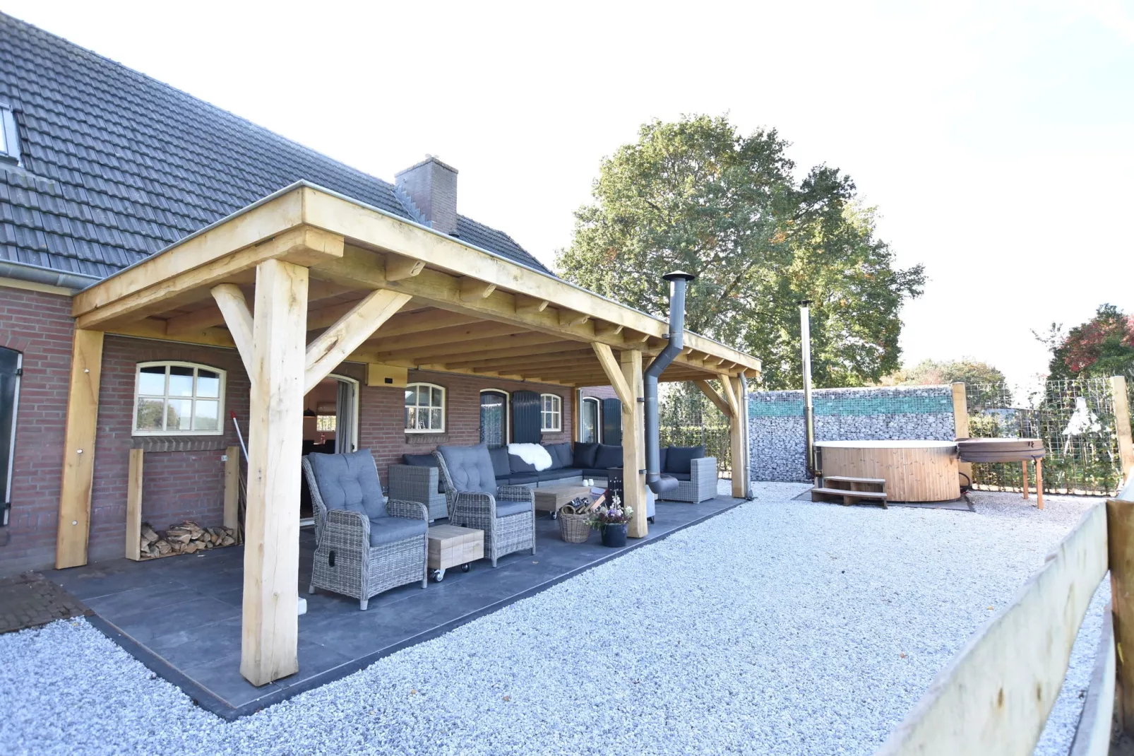 Wellness Home Rust en Ruimte-Terrace balcony