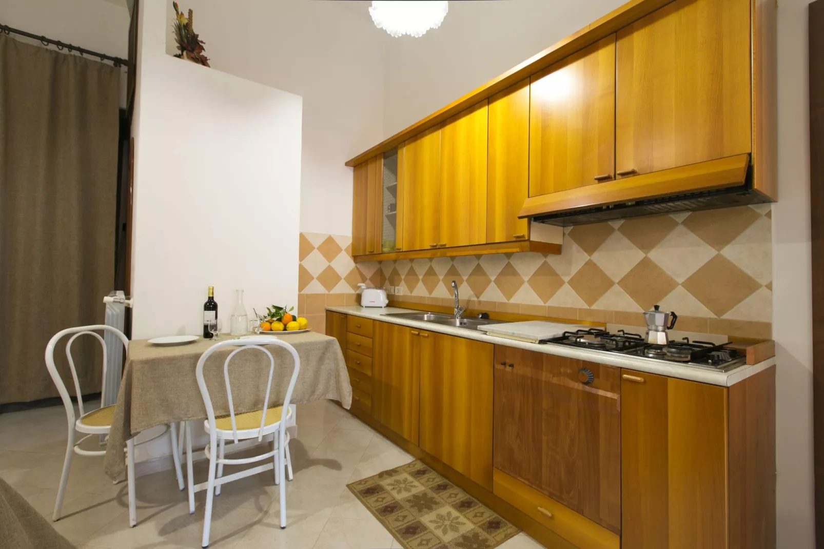 Rosa-Kitchen