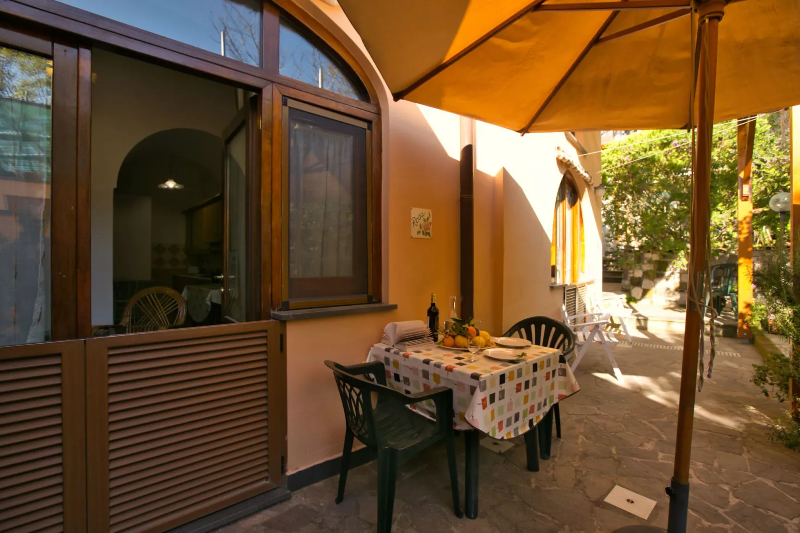 Rosa-Terrace balcony