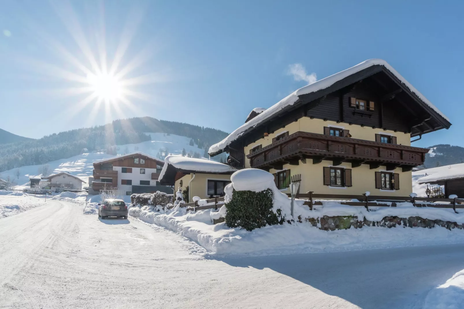 Maria-Exterior winter