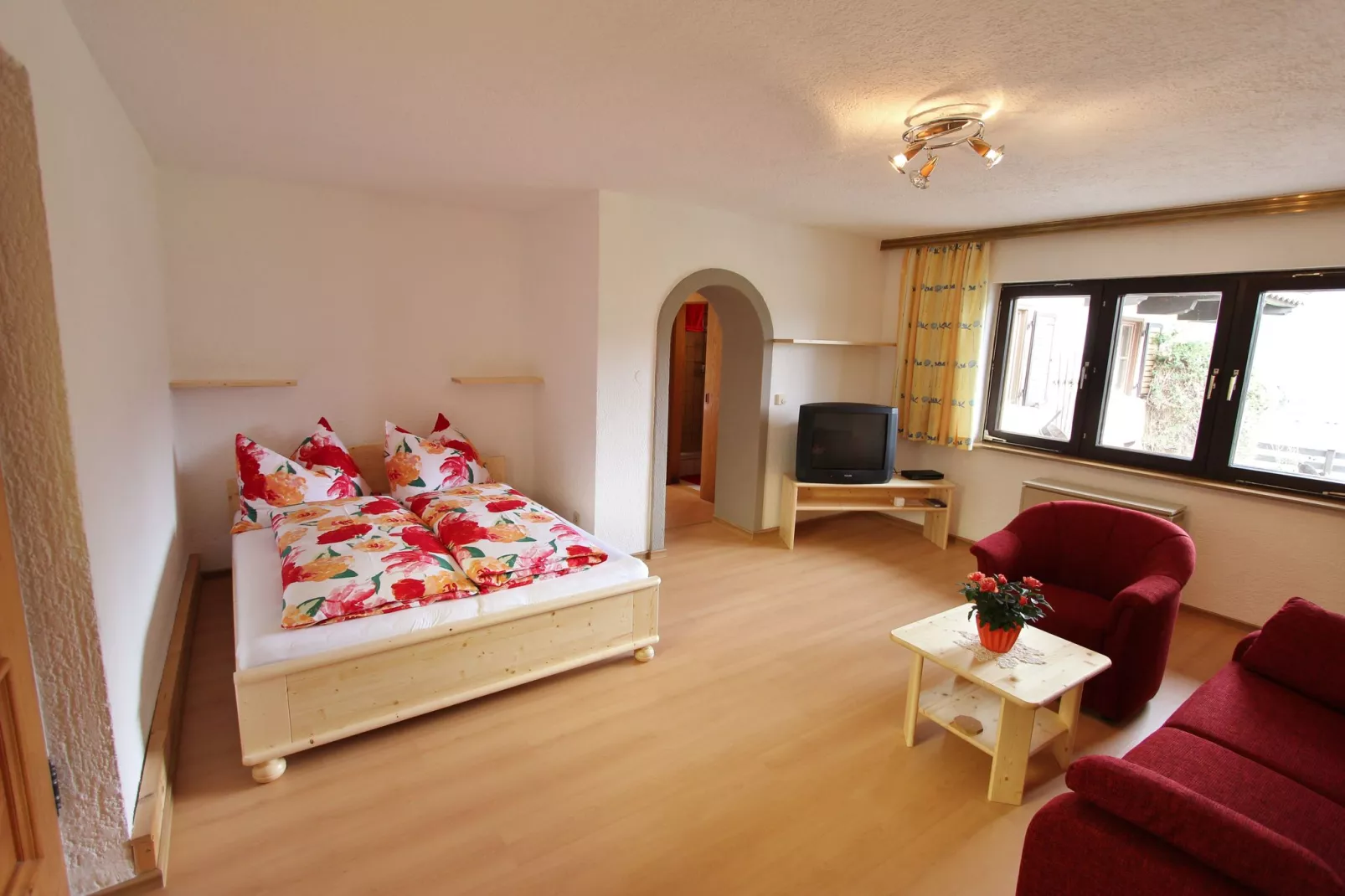 Maria-Bedroom