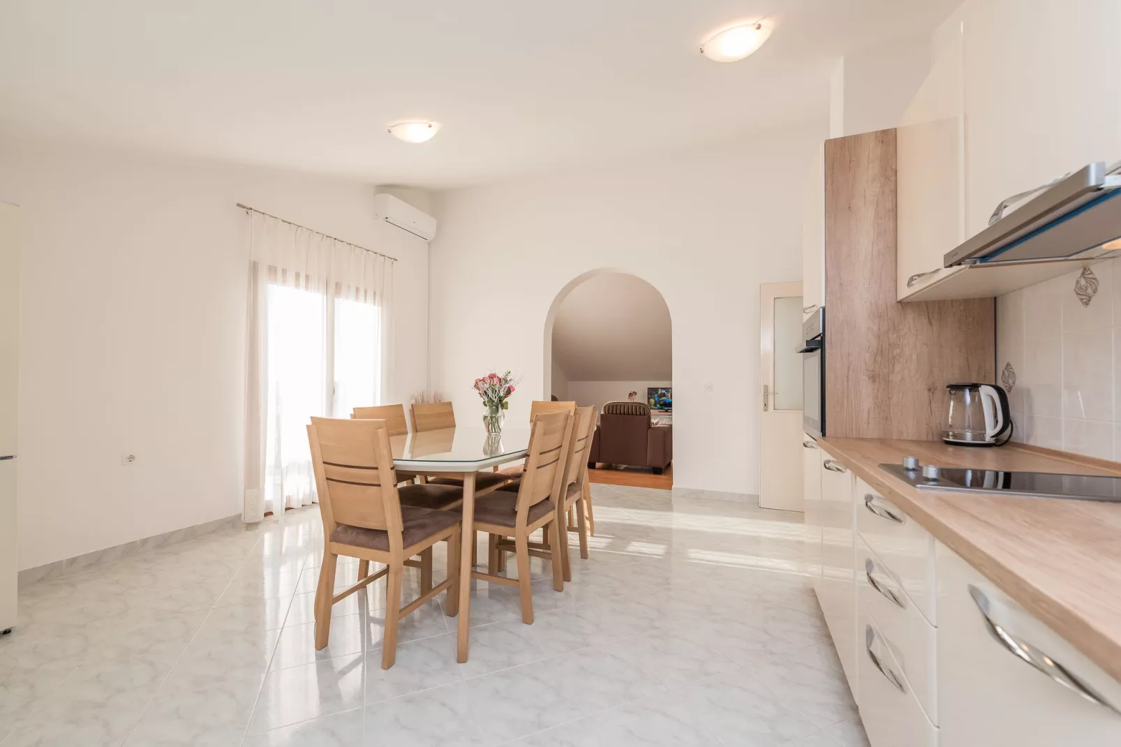 Apartment N i L-Dining room