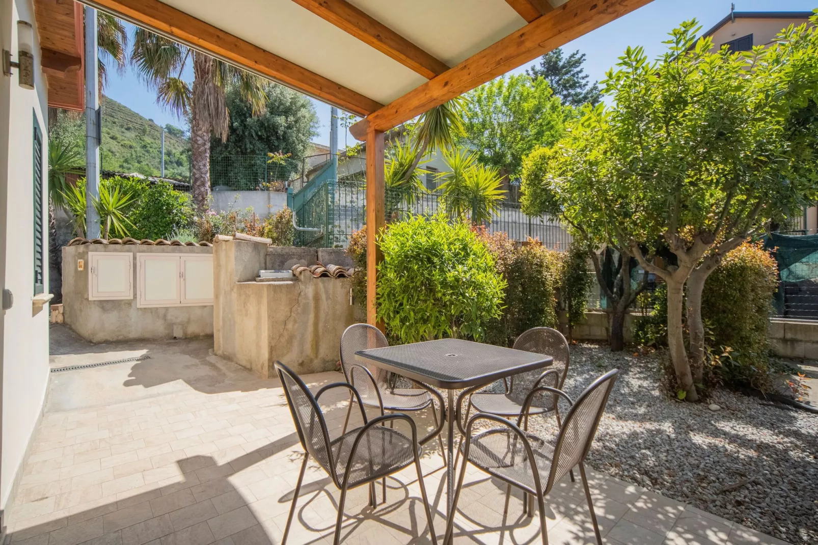 Case Vacanza Villa Garden Mono-Balcon-terrasse