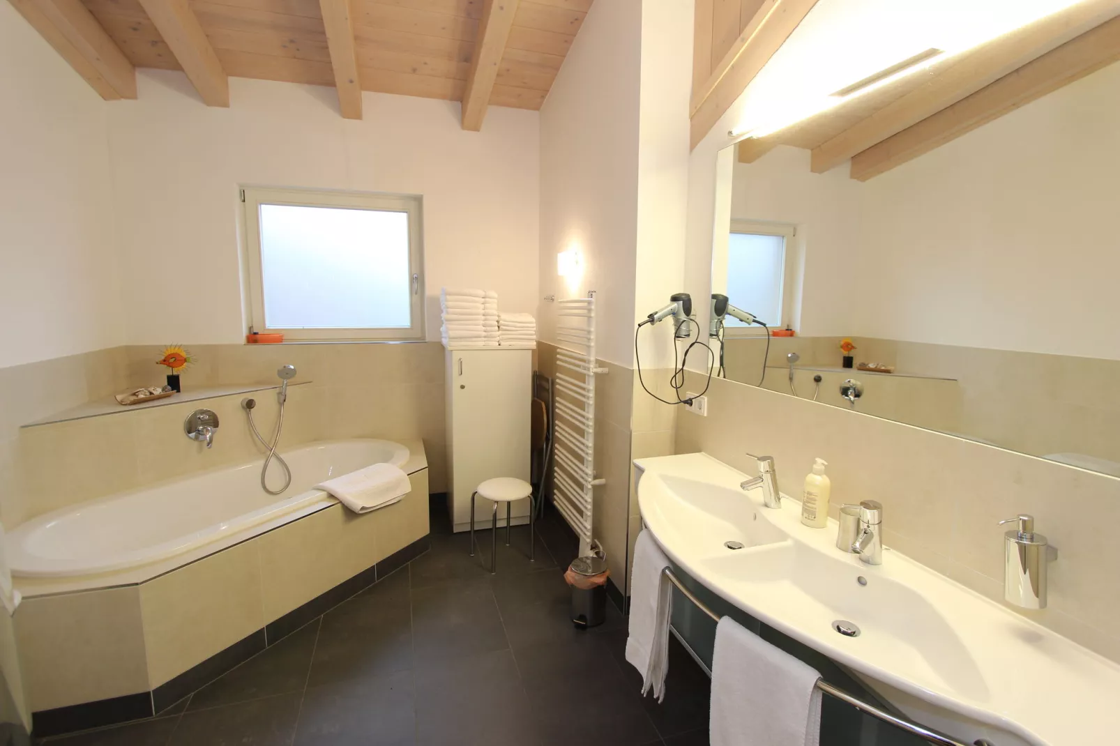 Penthouse an der Piste-Bathroom