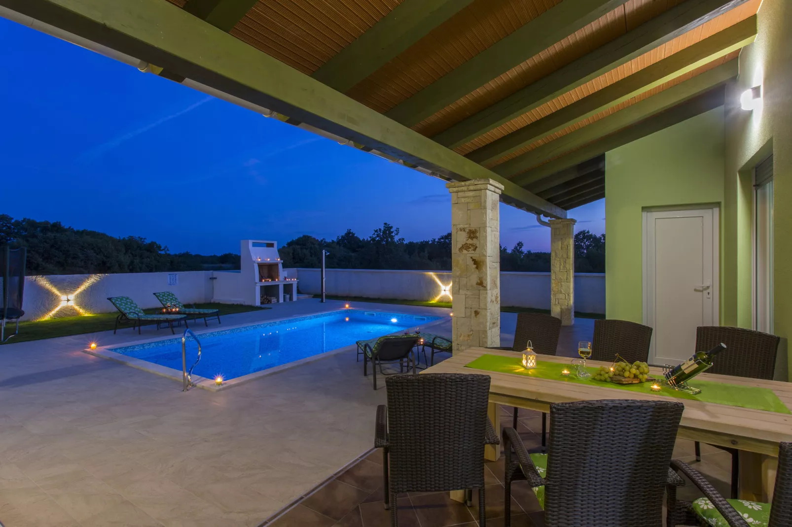 Cali-Terrace balcony