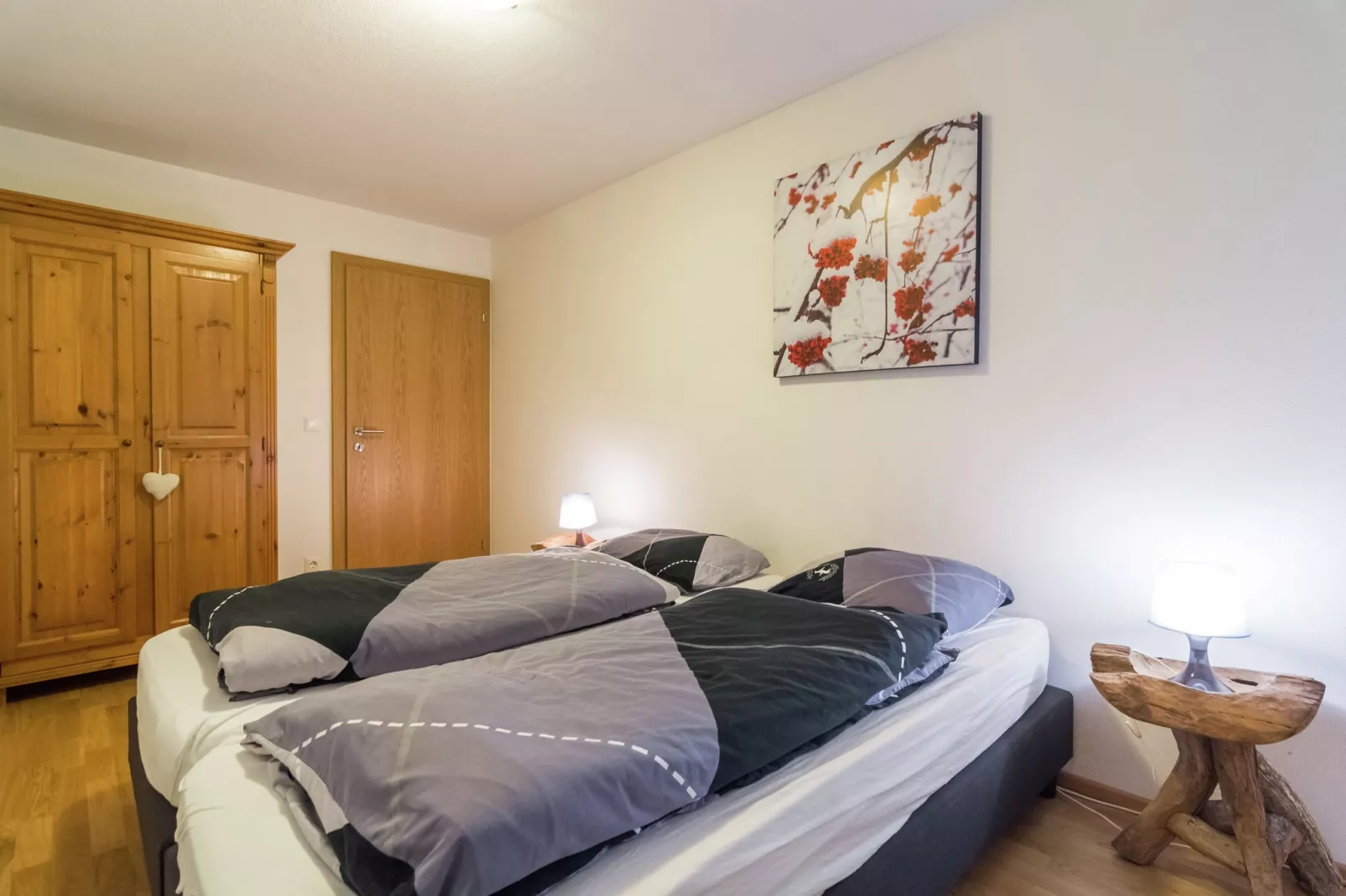 Reinie-Bedroom