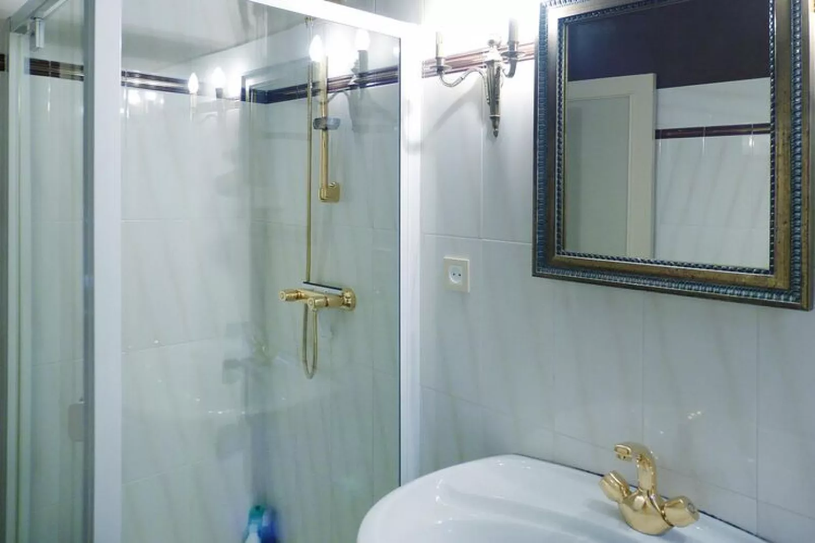 Holiday home St Malo-Bathroom
