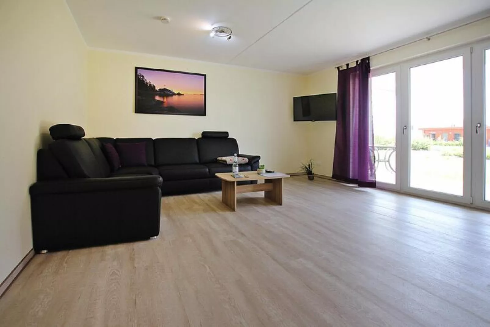 Reihenhaus Hafenflair / Haus 4 / Wohnungen 13 und 15-Living room