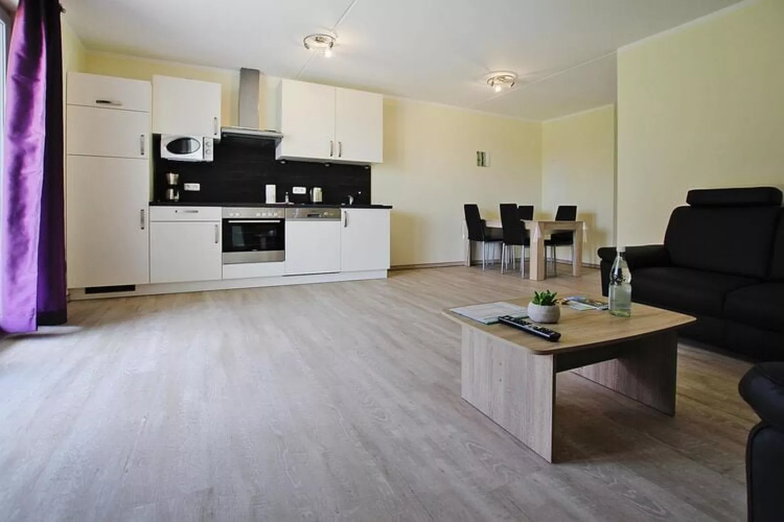 Reihenhaus Hafenflair / Haus 4 / Wohnungen 13 und 15-Kitchen