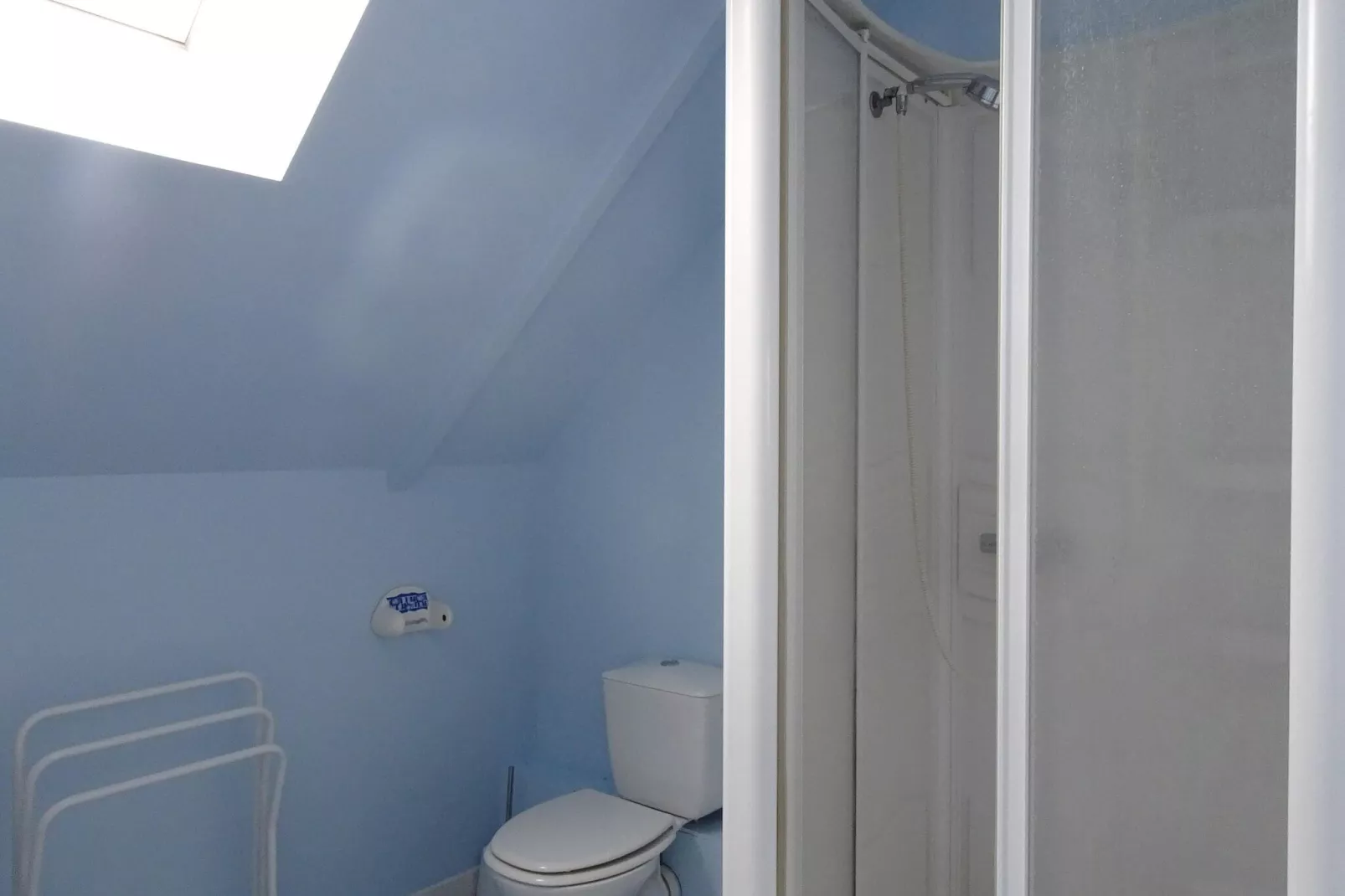 Holiday home Plourivo-Bathroom
