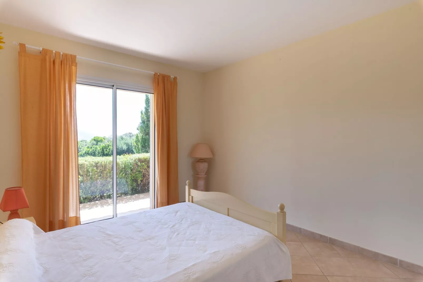 Jaune-Chambre