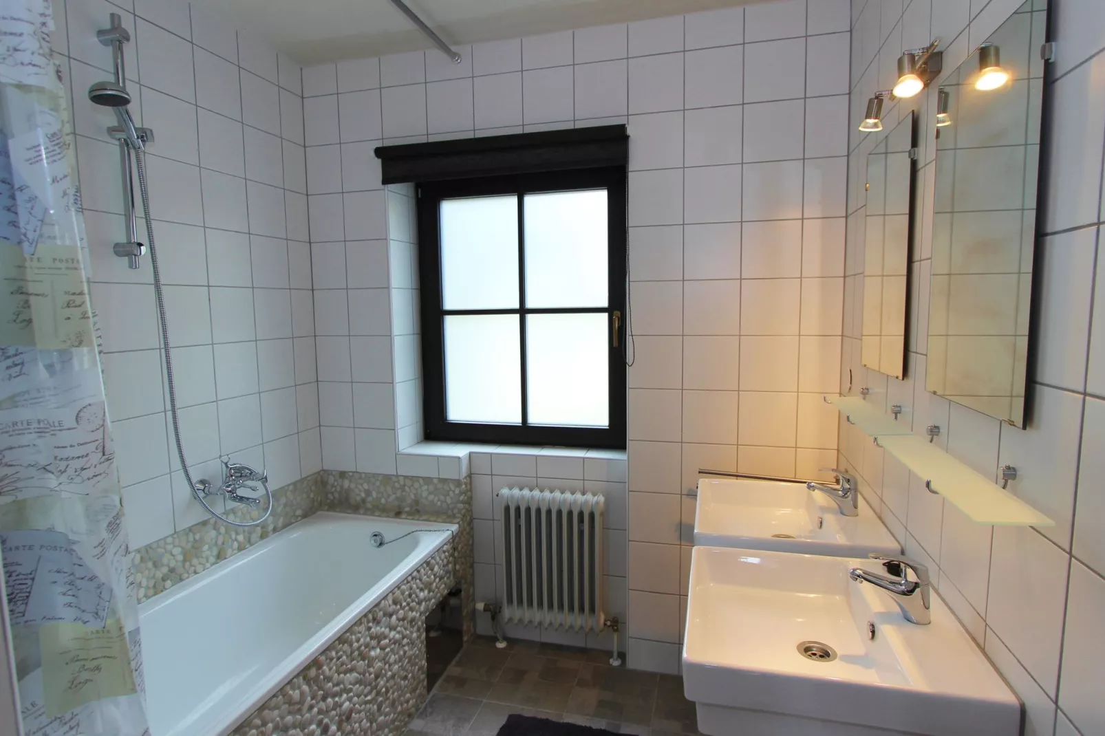 Chalet Ullach XL-Bathroom