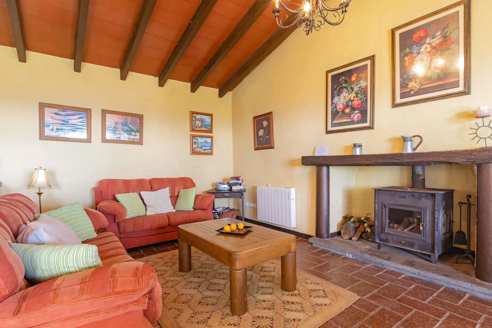 El Encinar-Living room