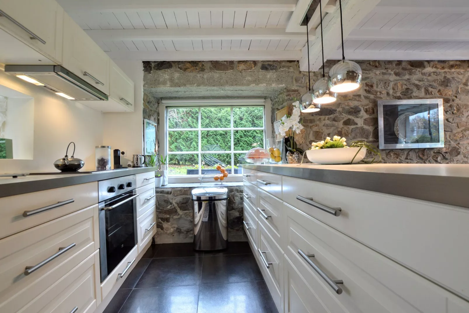Pierreuse-Kitchen