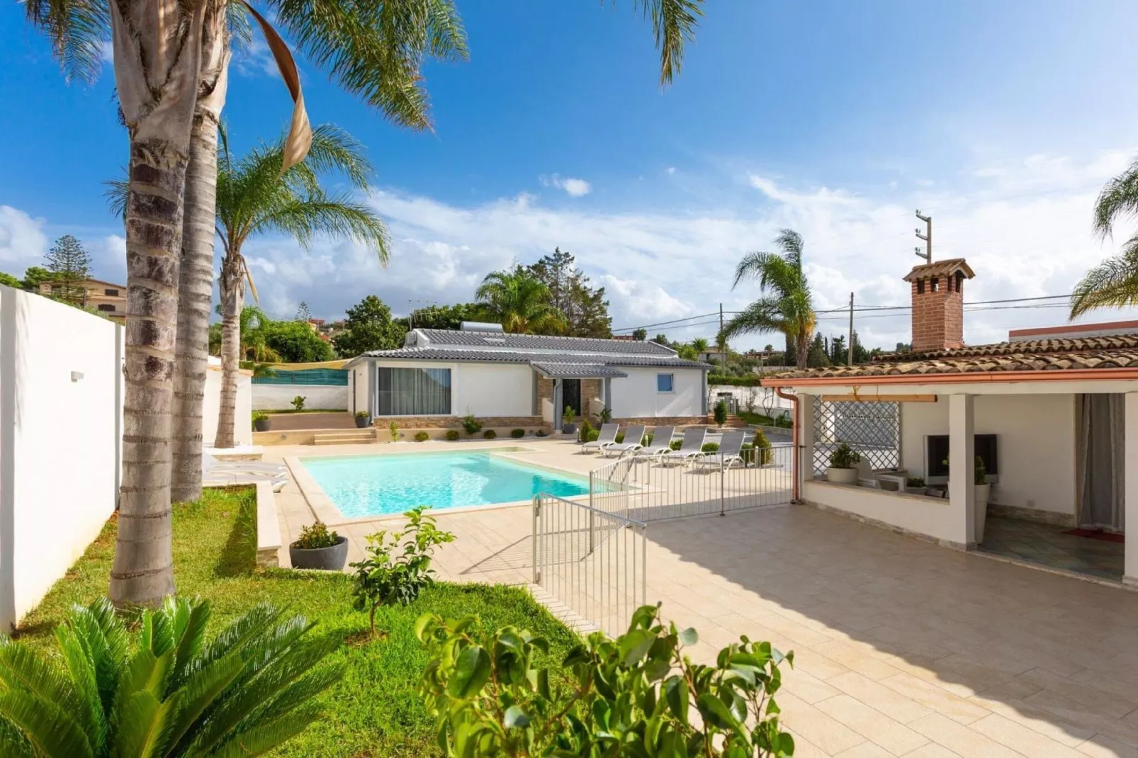 Villa Elena-Jardin d'été