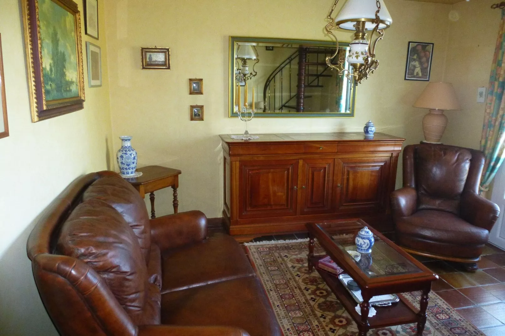 Doppelhaushälfte mit Whirlpool in Sibiril-Living room