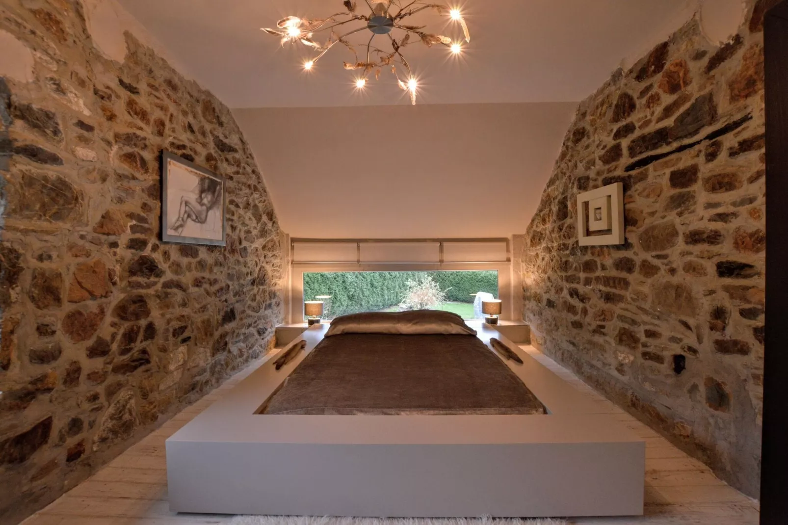 Pierreuse-Bedroom