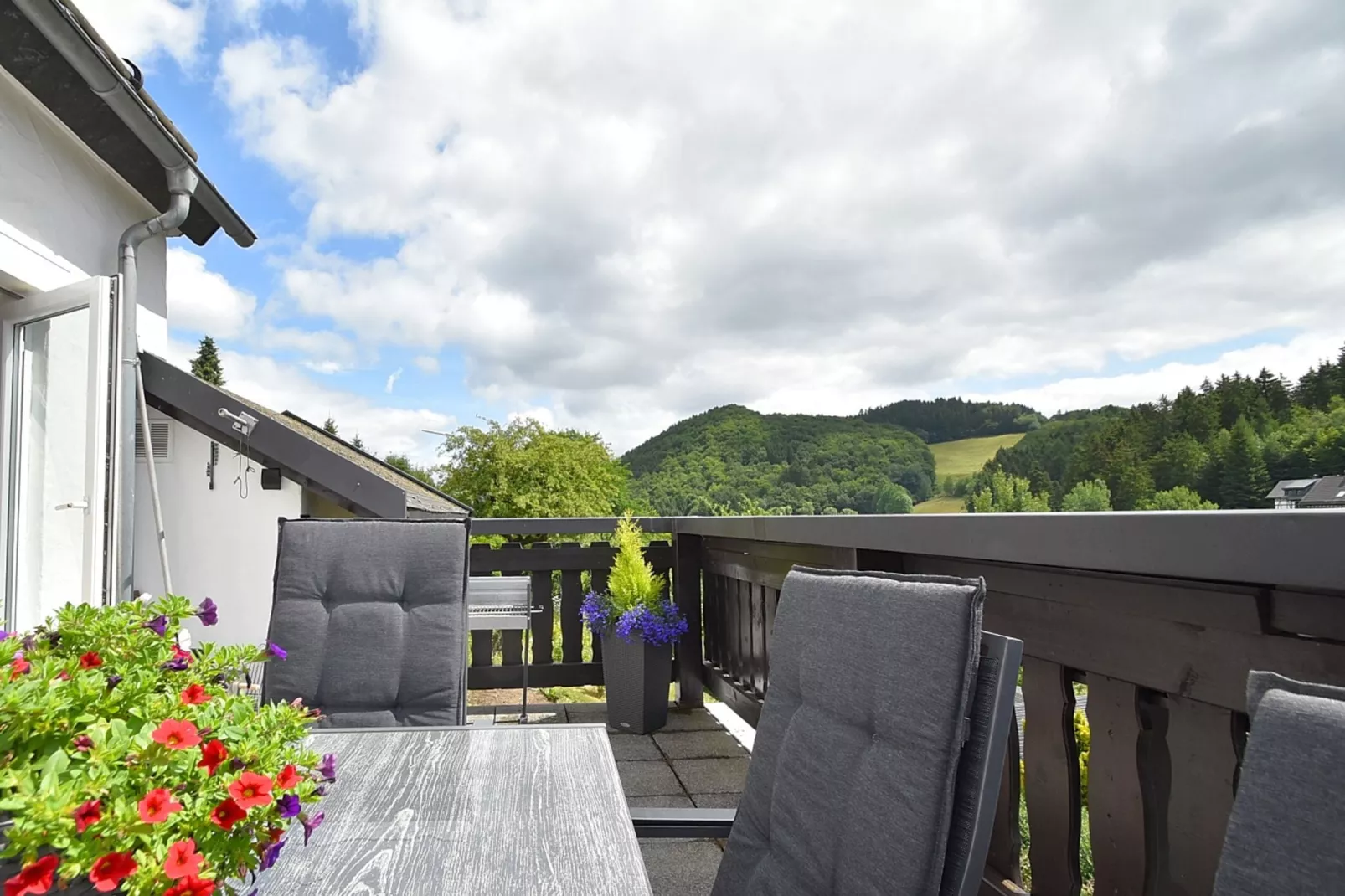 Deifeld-Terrassenbalkon
