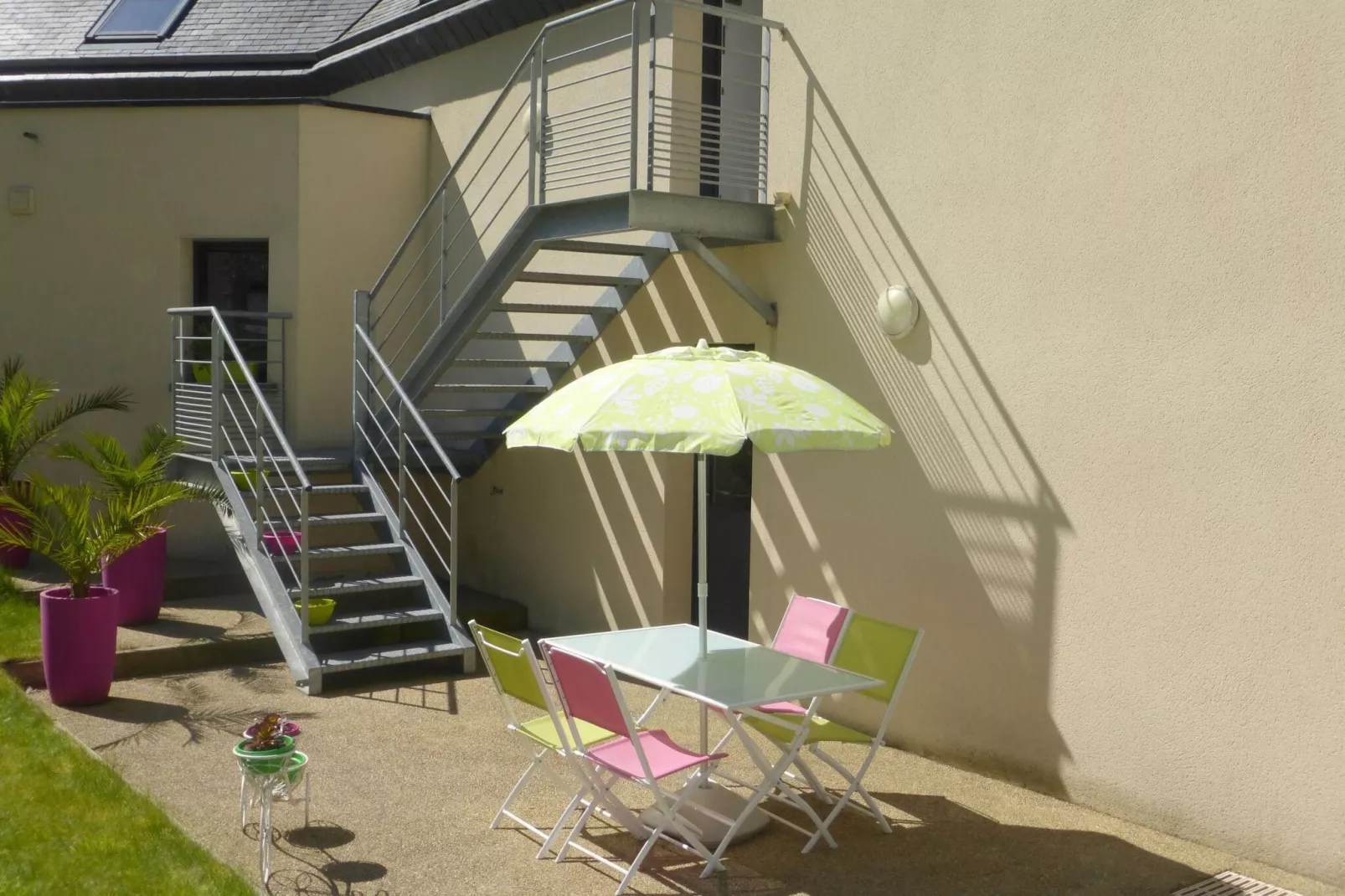Holiday flat, Erquy-gîte "Les Moussettes"-Exterior summer