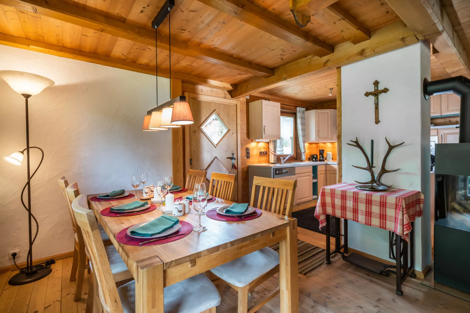 Chalet Leo-Dining room