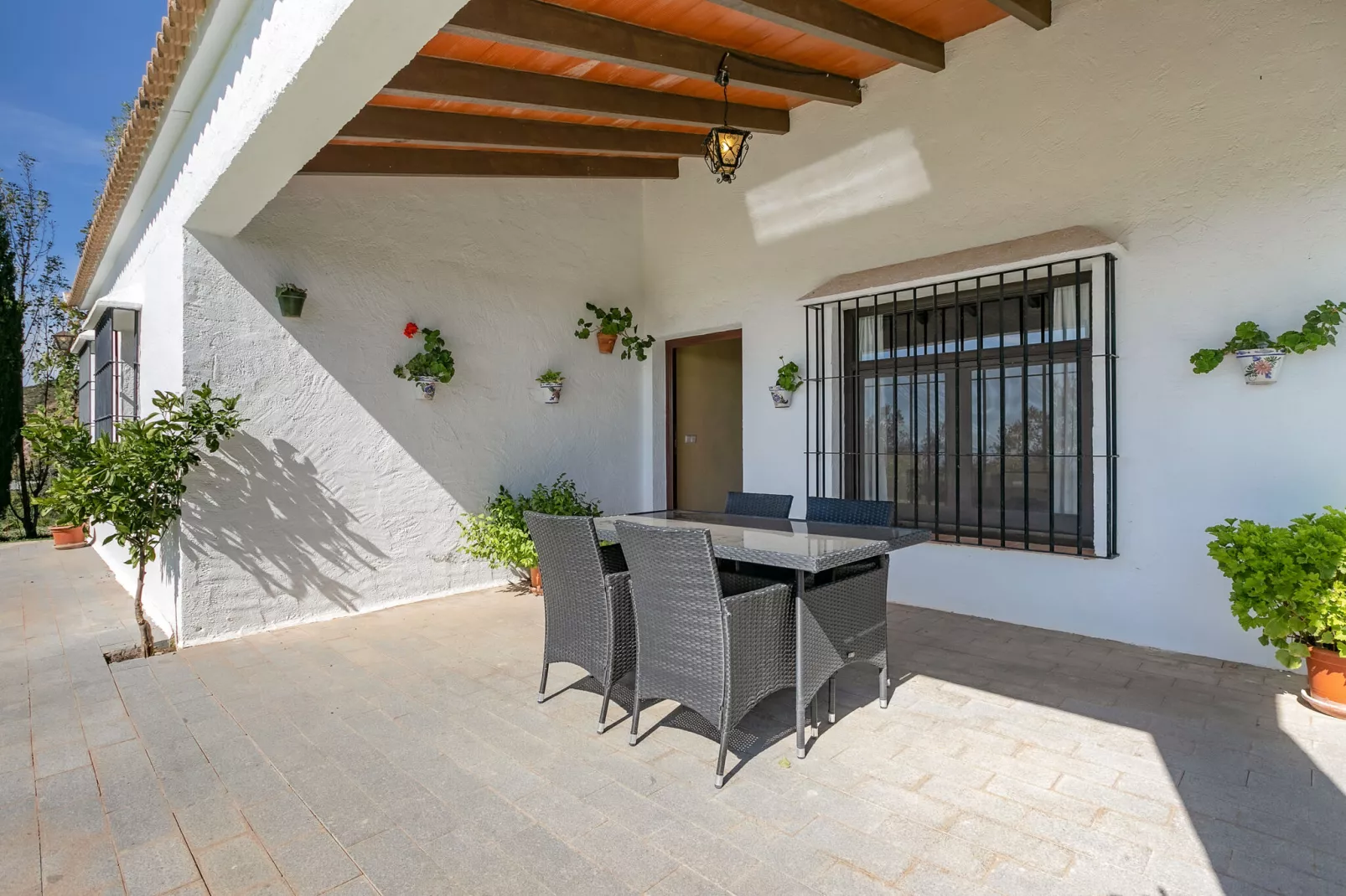El Encinar-Terrace balcony