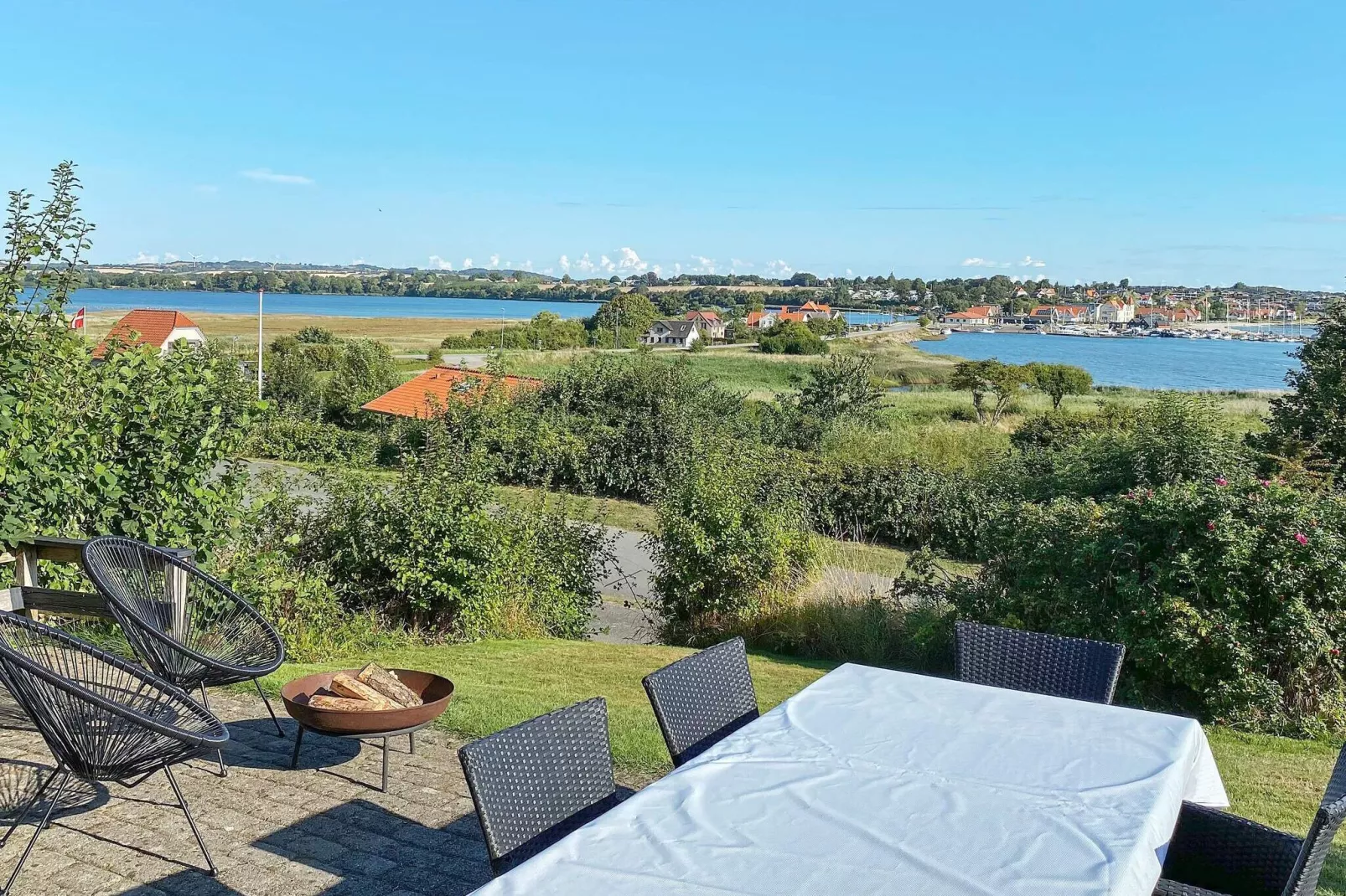 6 person holiday home in Hejls-By Traum-Outdoor