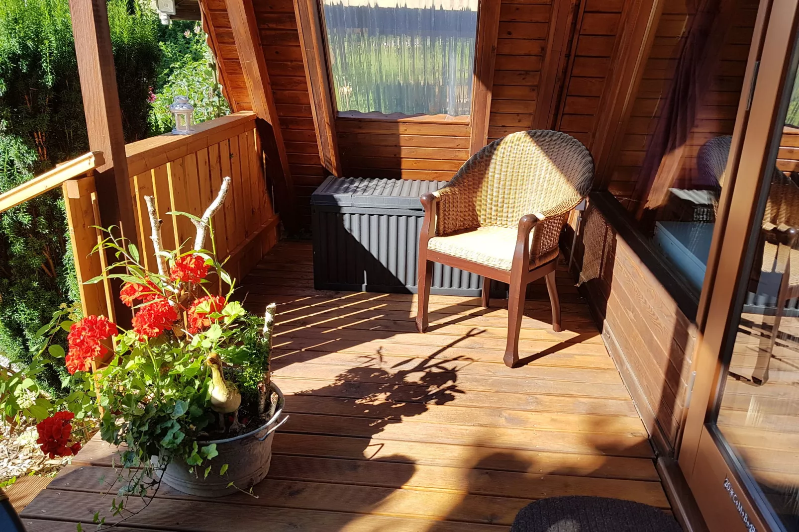 Christina-Terrace balcony