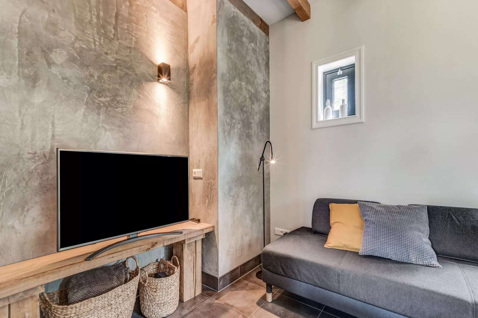 De Torre-Living room