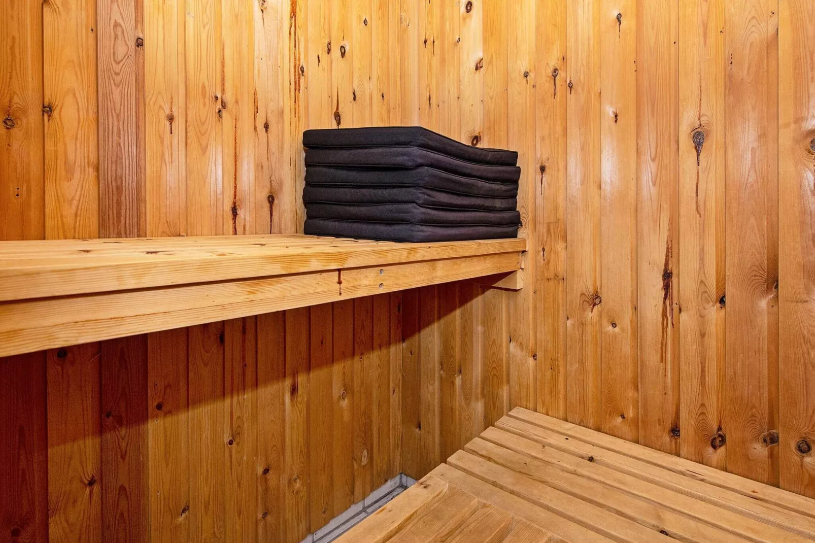 6 person holiday home in Hejls-By Traum-Sauna