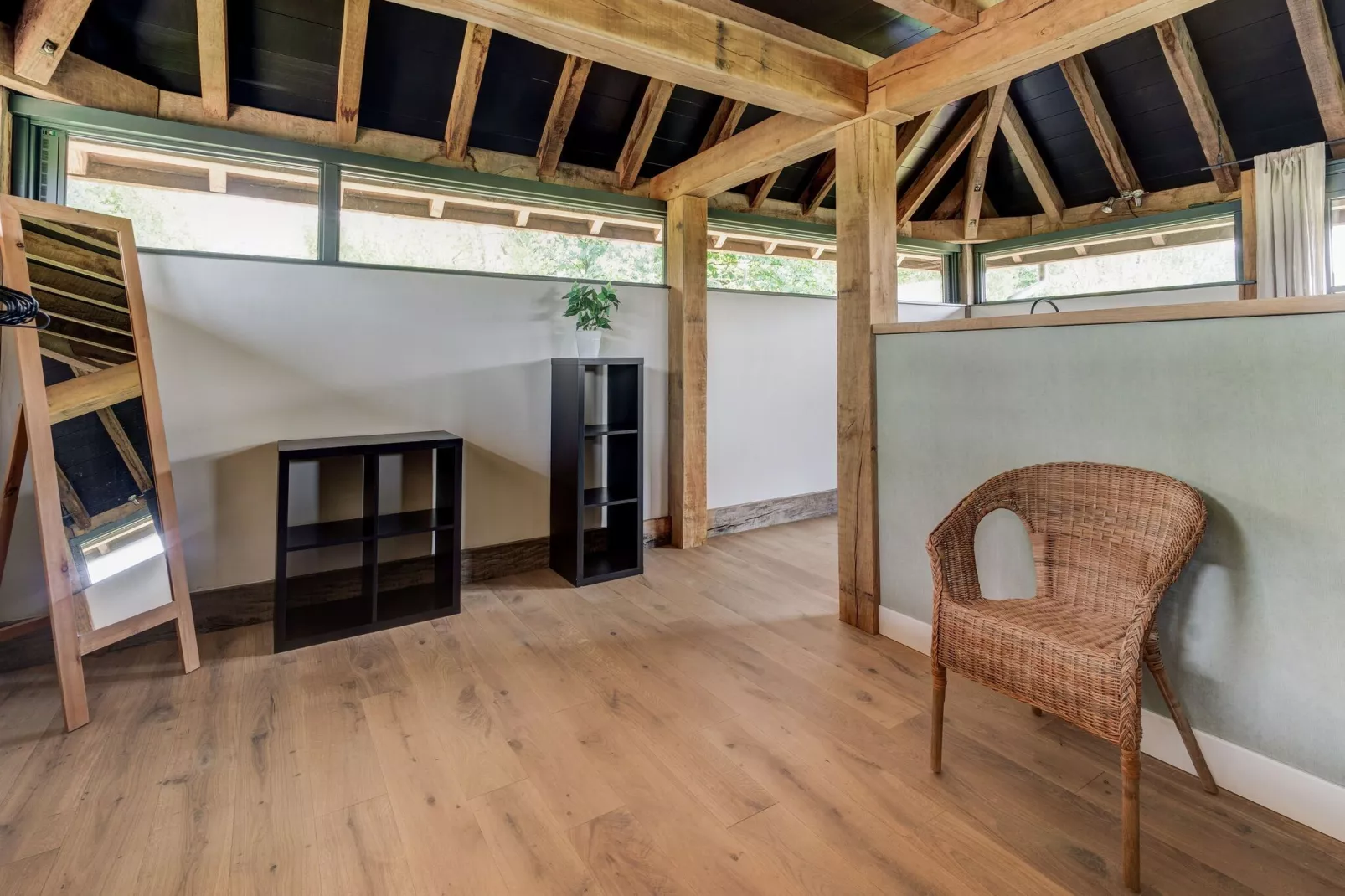 De Torre-Living room