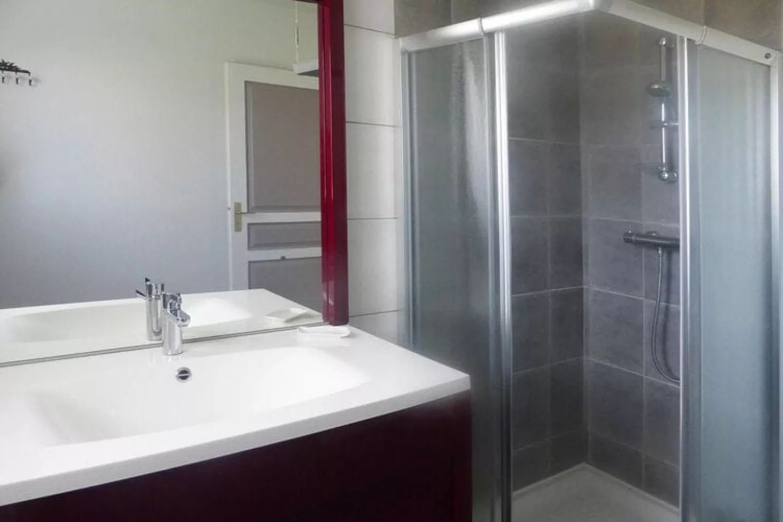 Holiday home Planguenoual-Bathroom