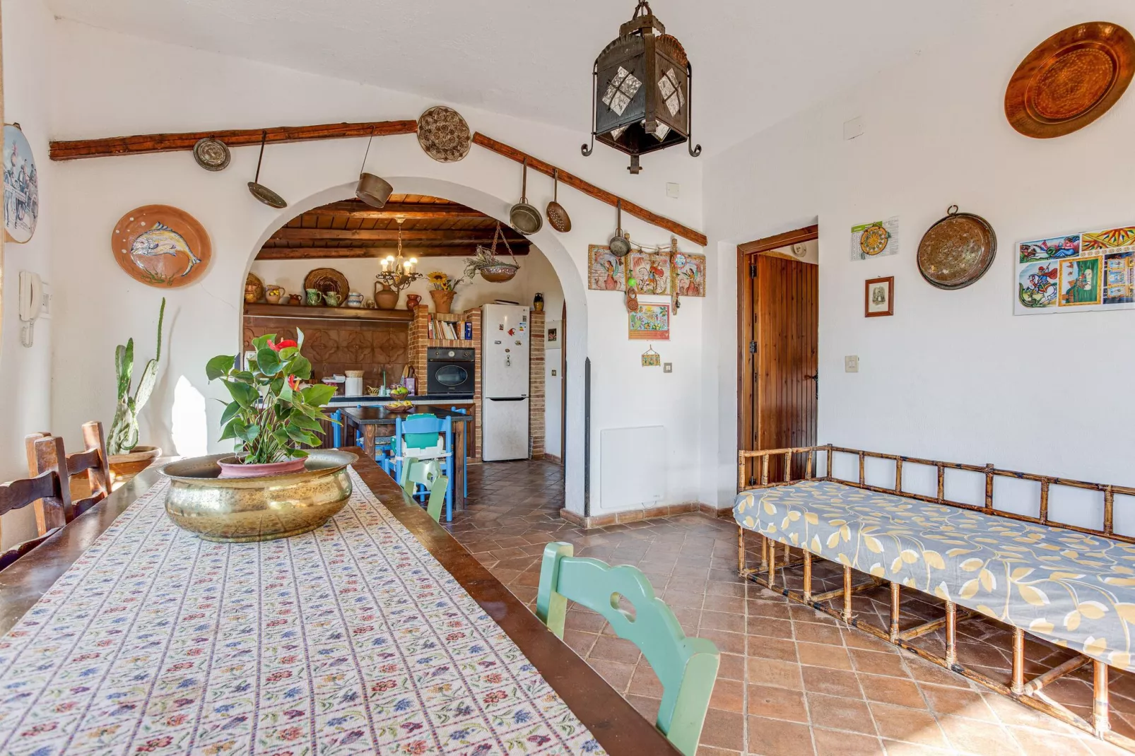 Belvilla by OYO Charming Villa with Roof Terrace-Dining room