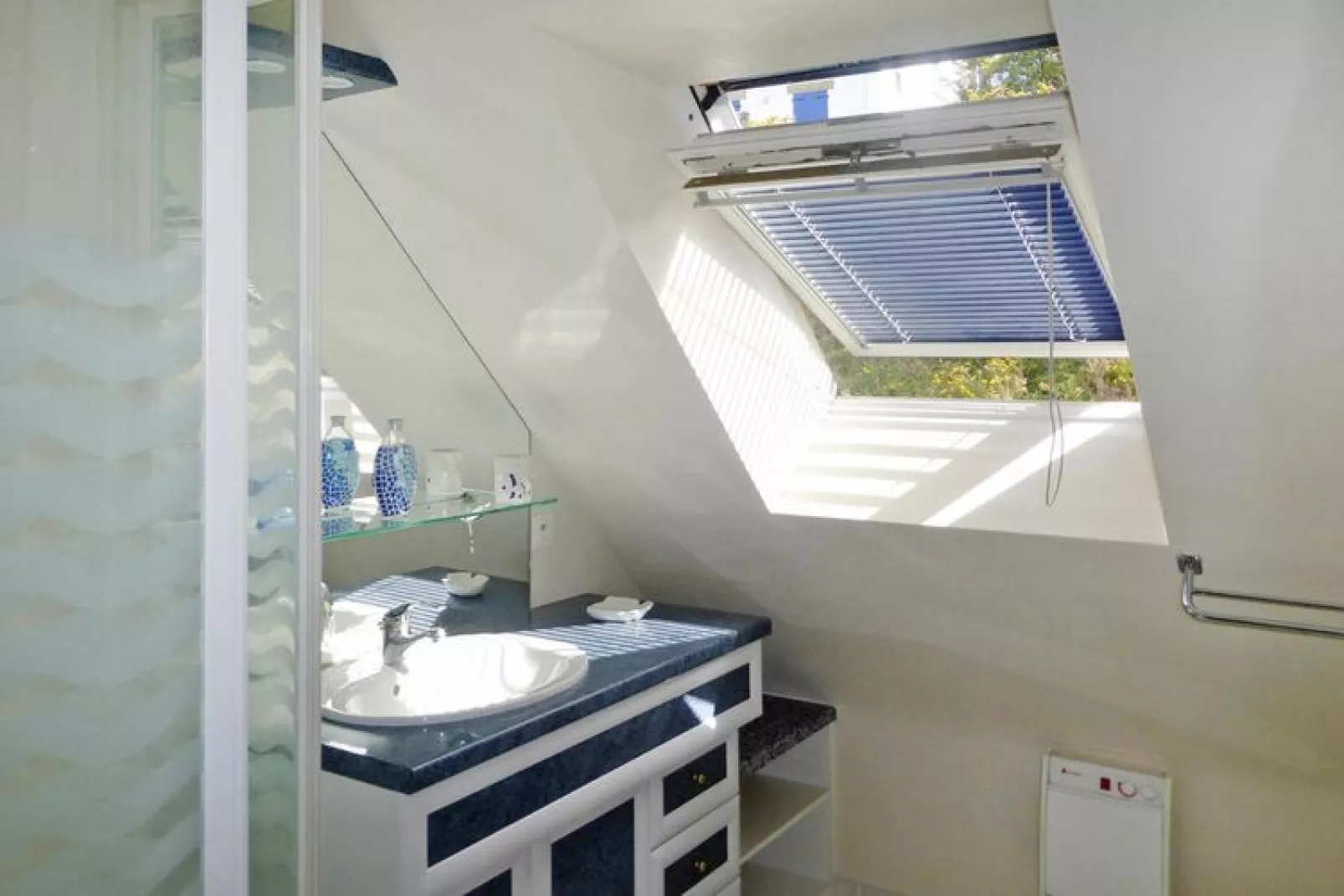 Holiday home Erquy-Bathroom
