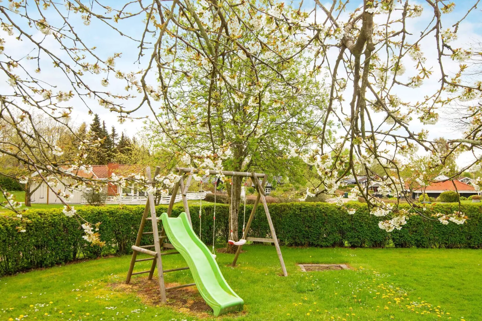 Tranquil Retreat in Hejlsminde-By Traum