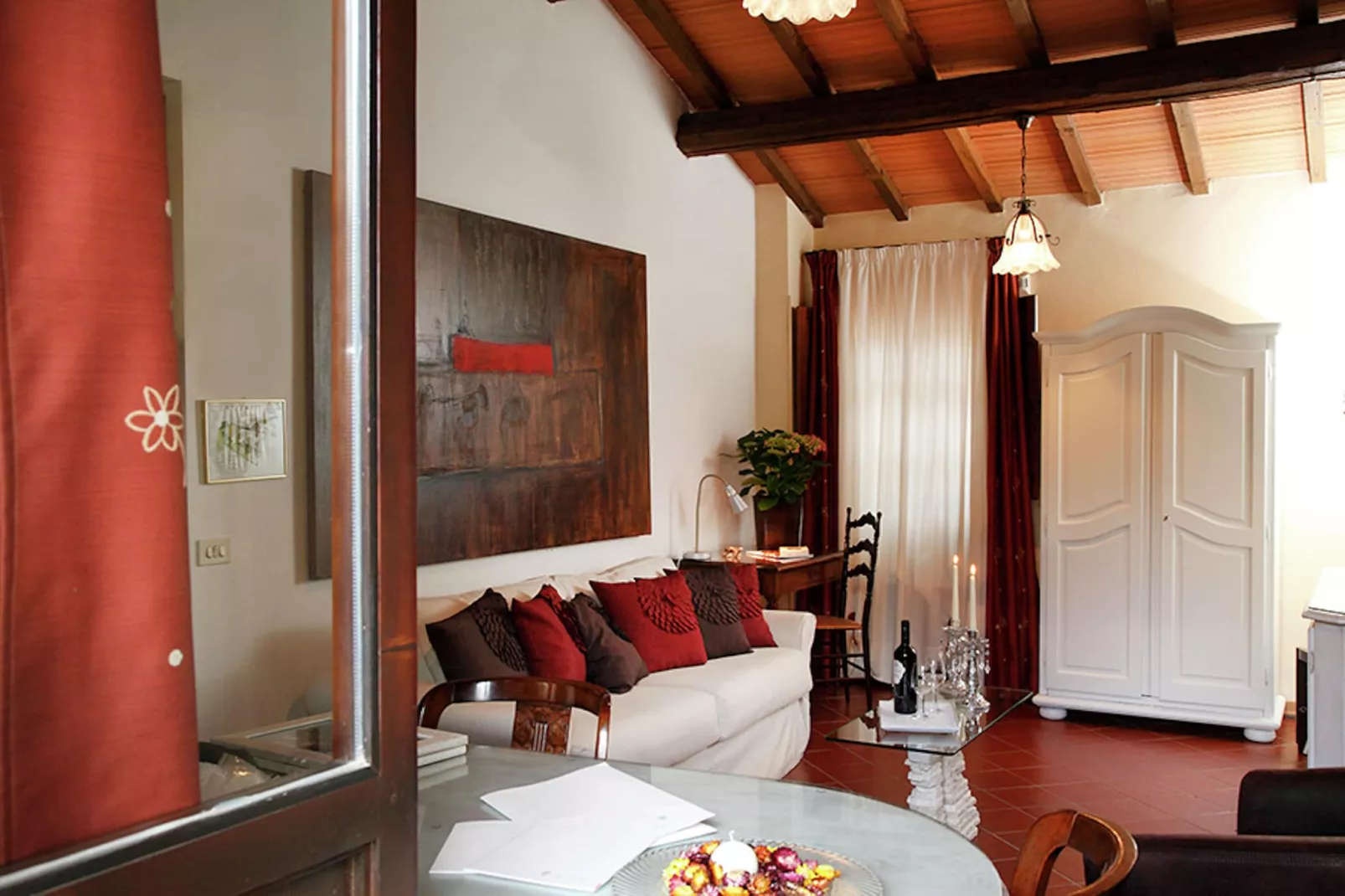 Cinquefoglia-Living room
