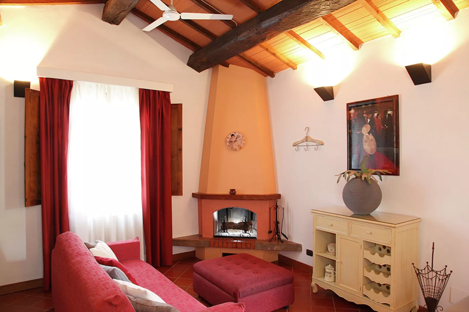Cinquefoglia-Living room