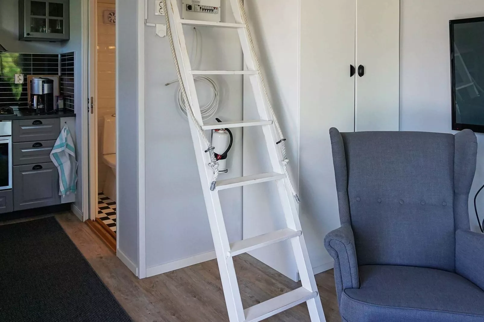 4 person holiday home in Økerø-Indoor