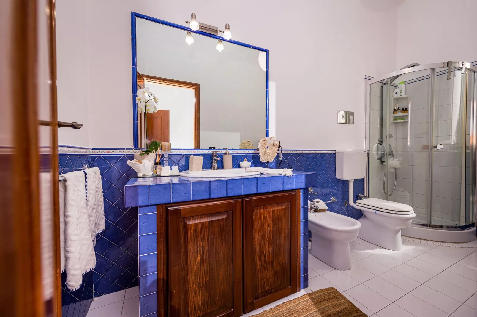 Casa dei Mori-Bathroom