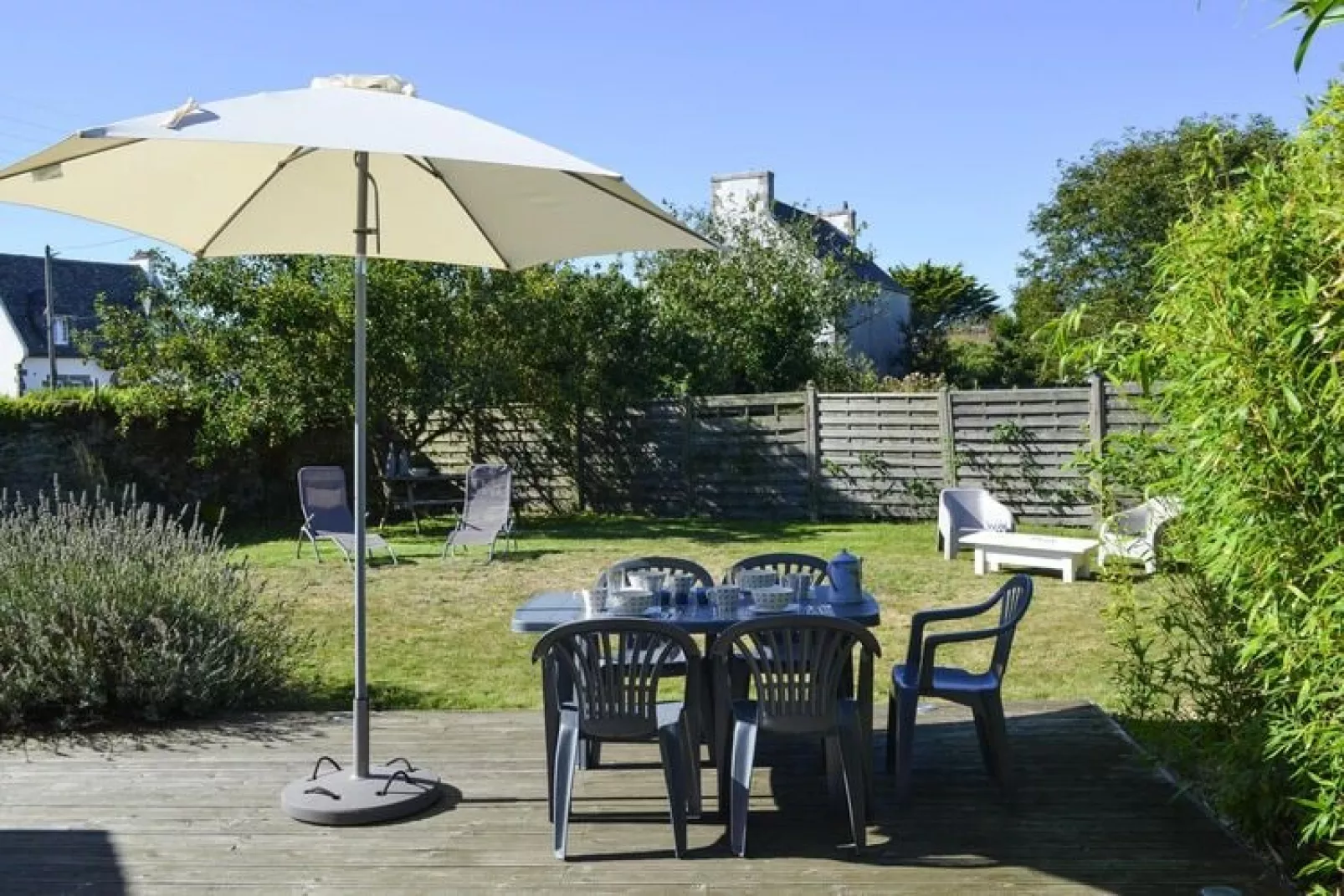Holiday home Locquirec-Garten Sommer