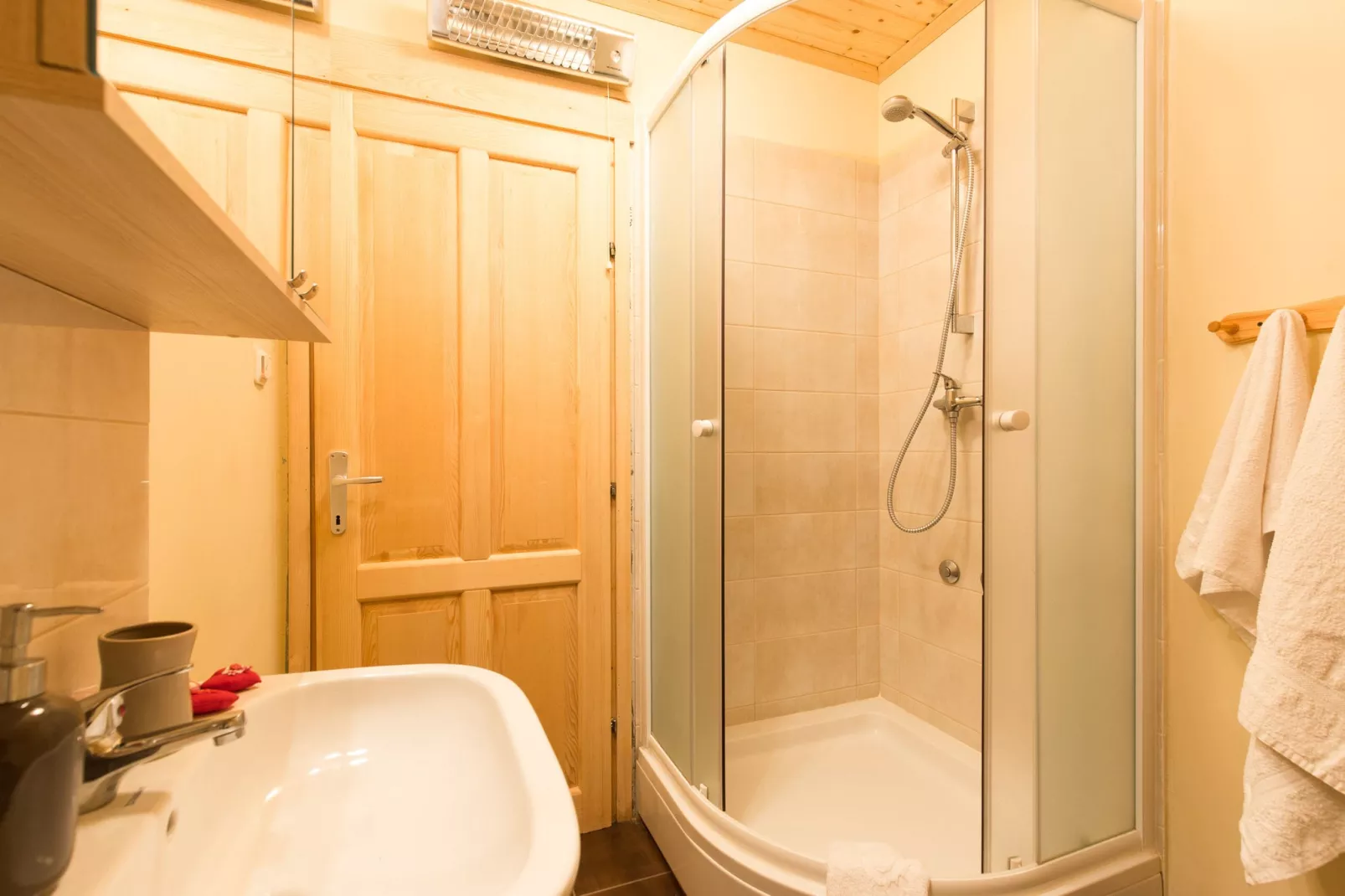 Holiday home Lea-Bathroom