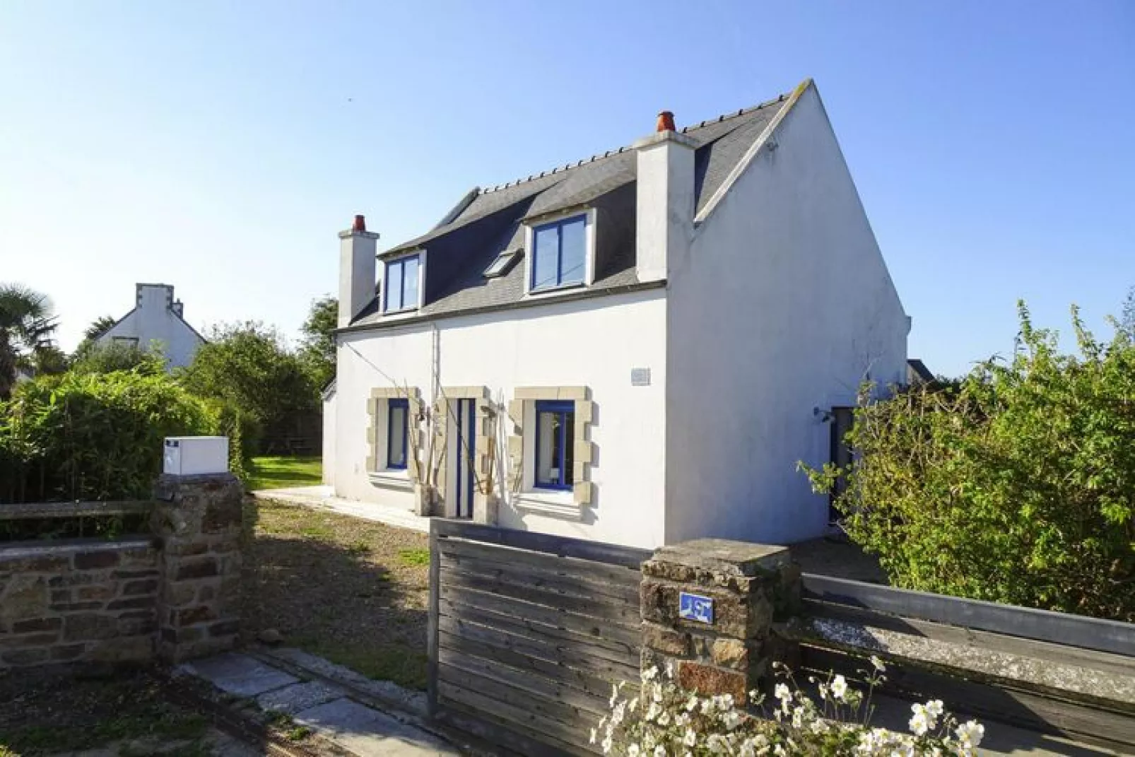 Holiday home Locquirec-Außenbereich Sommer
