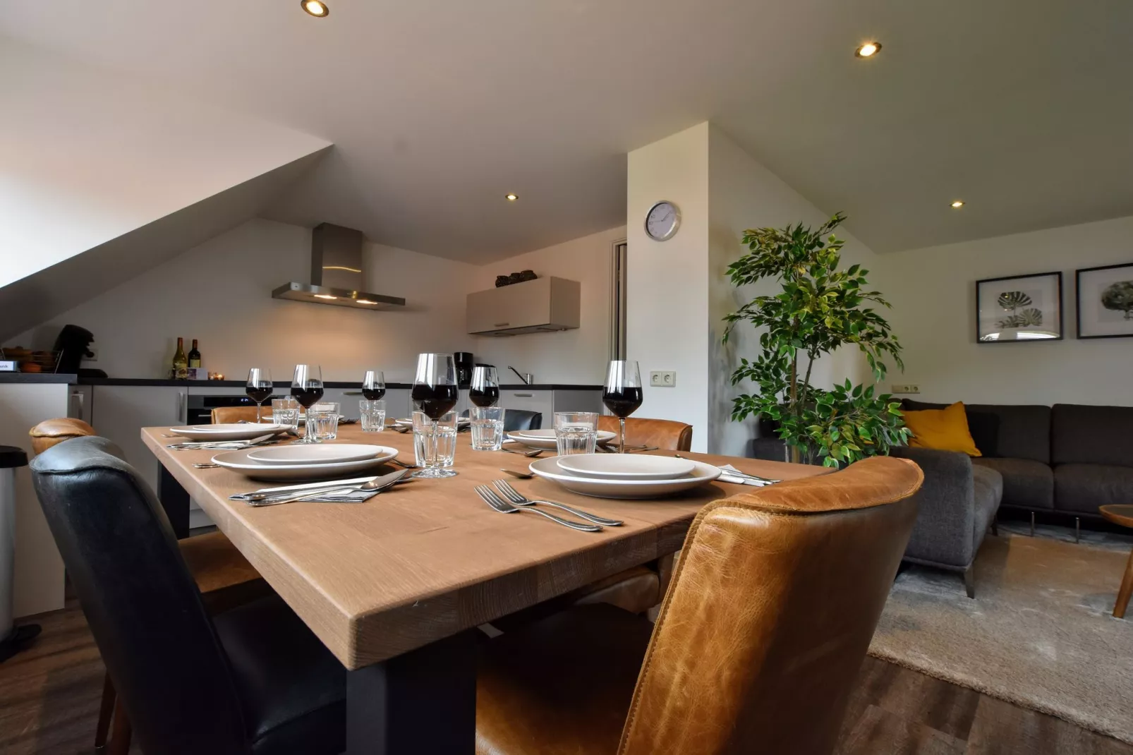 Erve Tank-Dining room